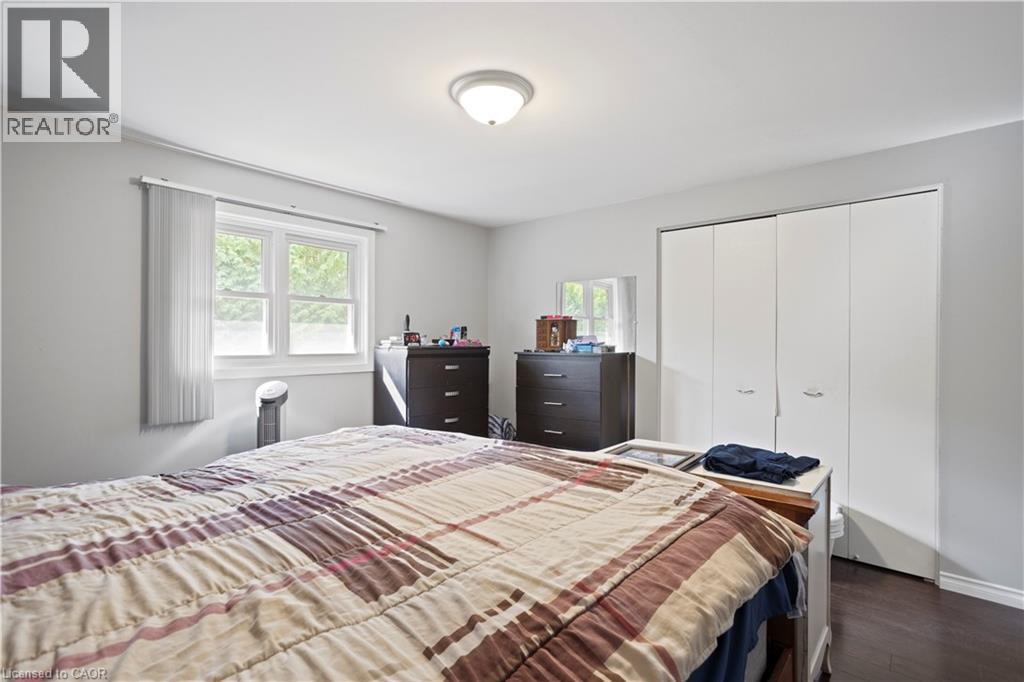 












179 VANCOUVER Street

,
London,




Ontario
N5W4R5

