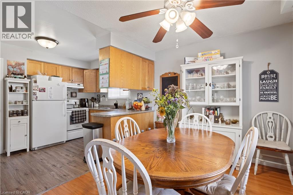 












179 VANCOUVER Street

,
London,




Ontario
N5W4R5

