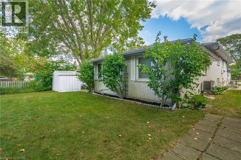 












179 VANCOUVER Street

,
London,




Ontario
N5W4R5

