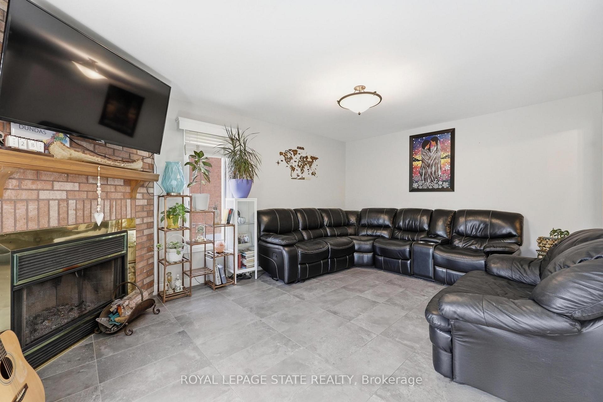 









47


Macdougall

Drive,
Hamilton,




ON
L9H 6X8

