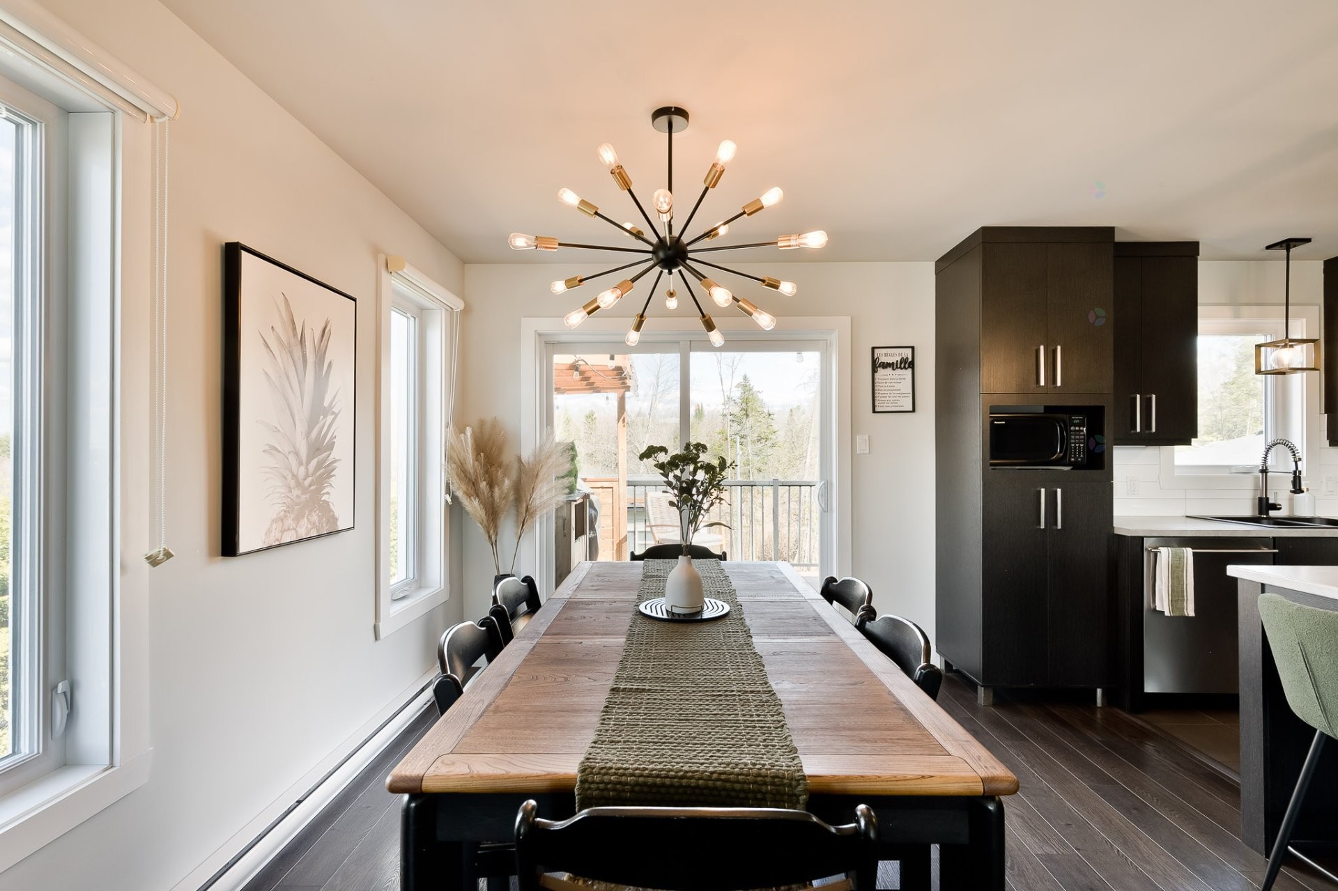









1326


Rue Adélard-Dumas

,
Sherbrooke (Fleurimont),




QC
J1E4M5

