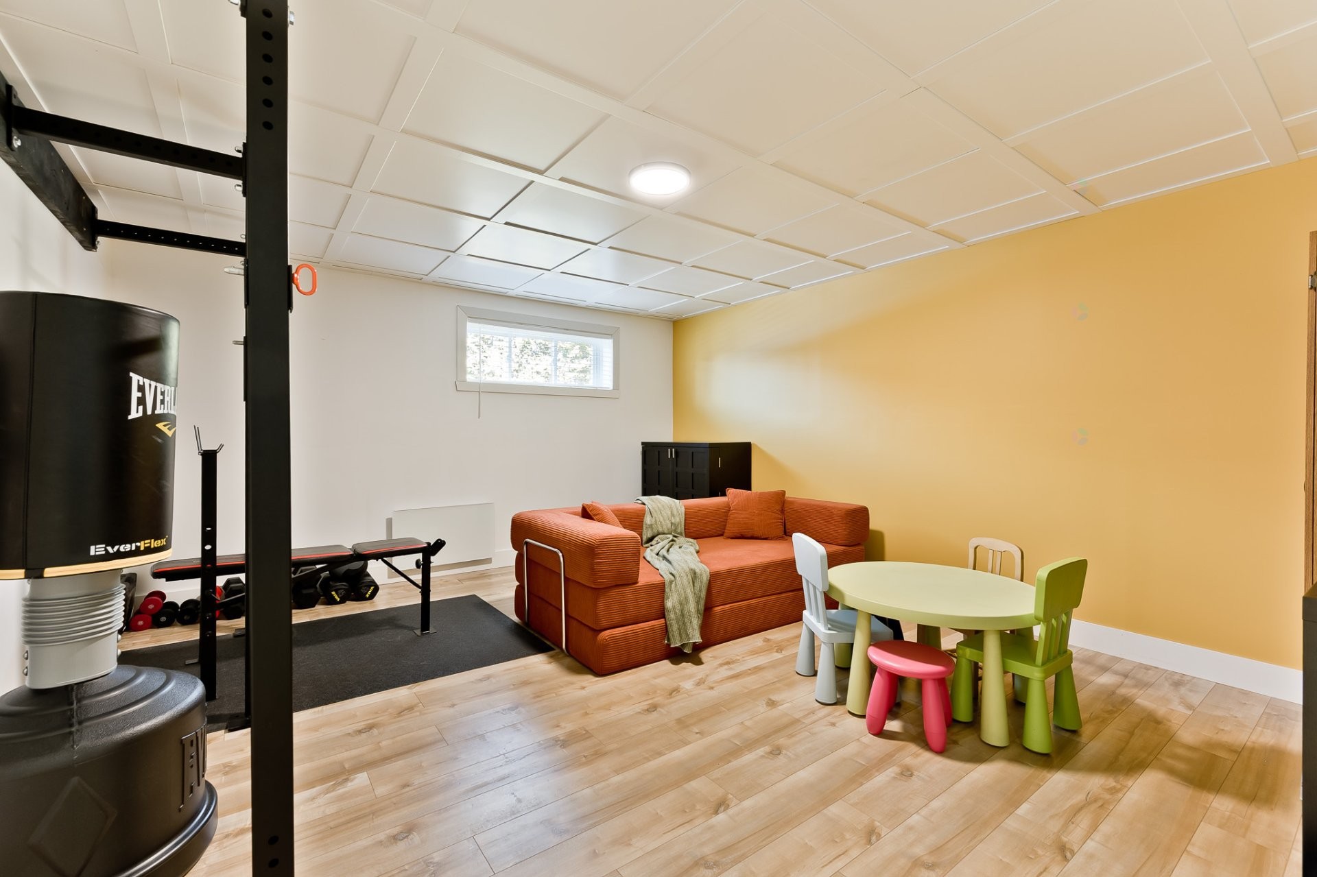 









1326


Rue Adélard-Dumas

,
Sherbrooke (Fleurimont),




QC
J1E4M5

