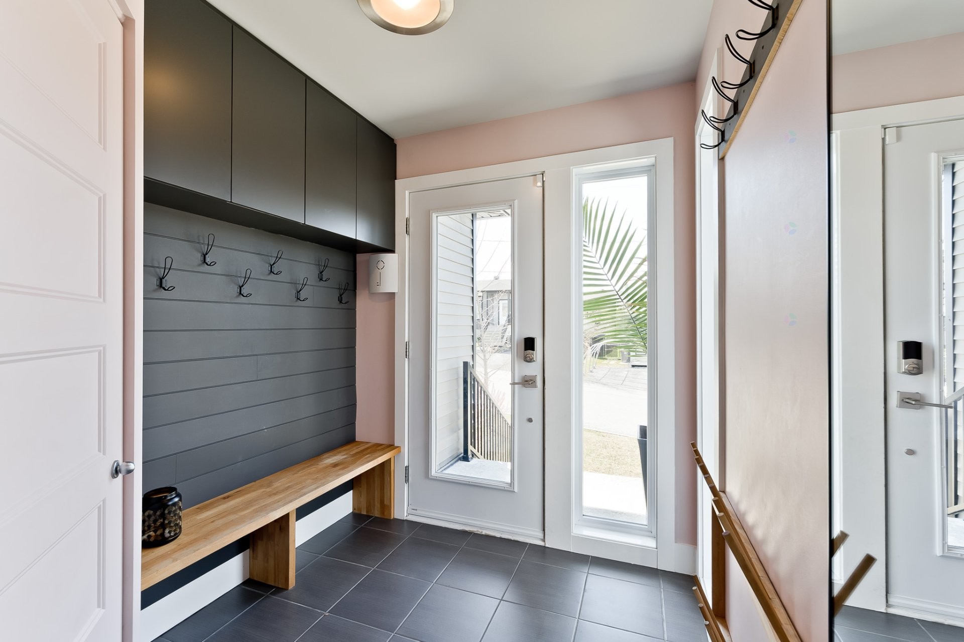 









1326


Rue Adélard-Dumas

,
Sherbrooke (Fleurimont),




QC
J1E4M5


