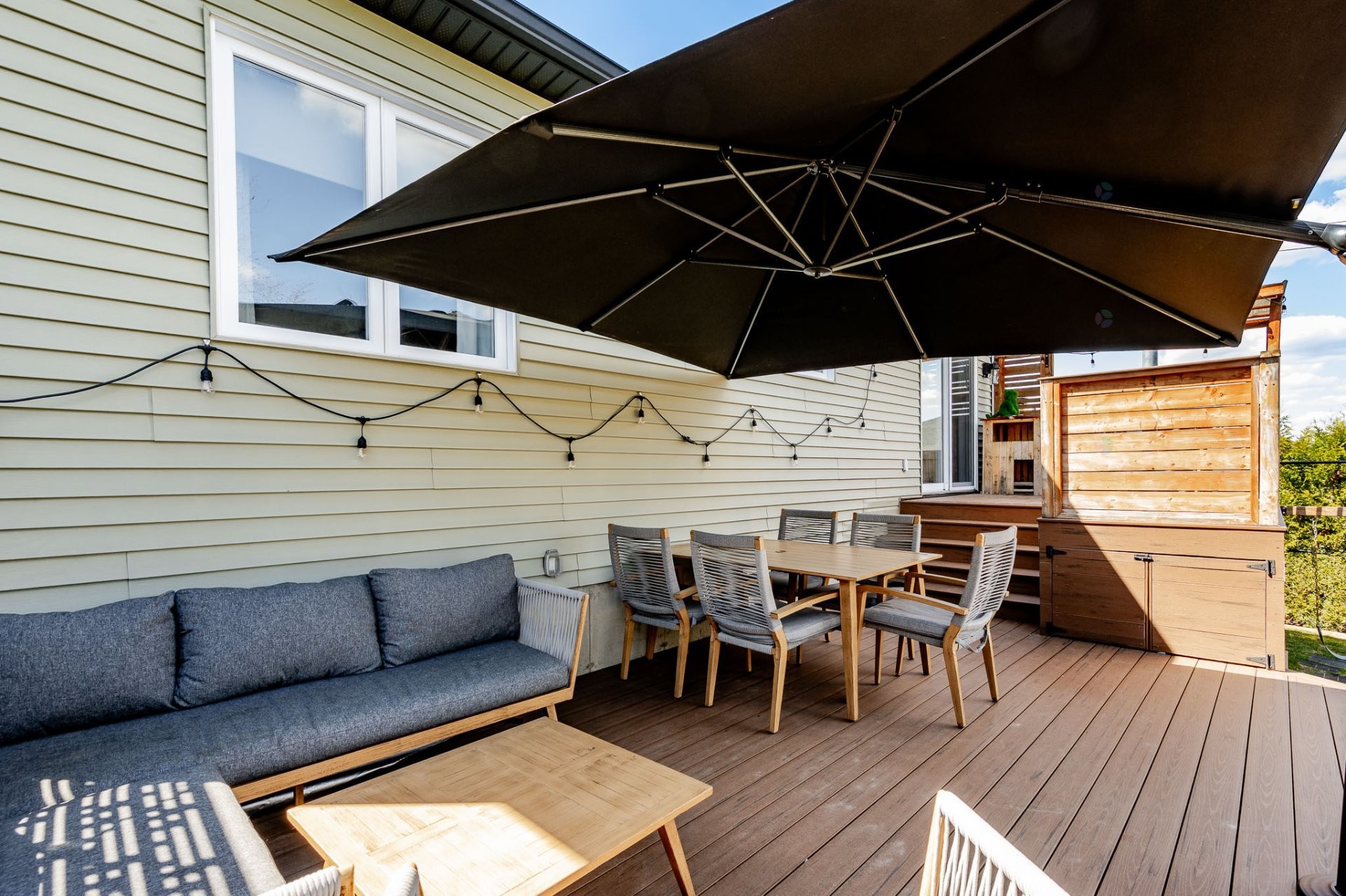 









1326


Rue Adélard-Dumas

,
Sherbrooke (Fleurimont),




QC
J1E4M5

