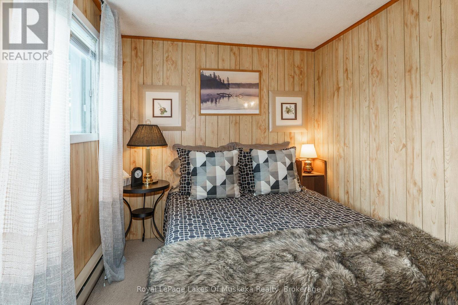 












1119 GRIST MILL LANE

,
Algonquin Highlands (Livingstone),




Ontario
P0A1E0


