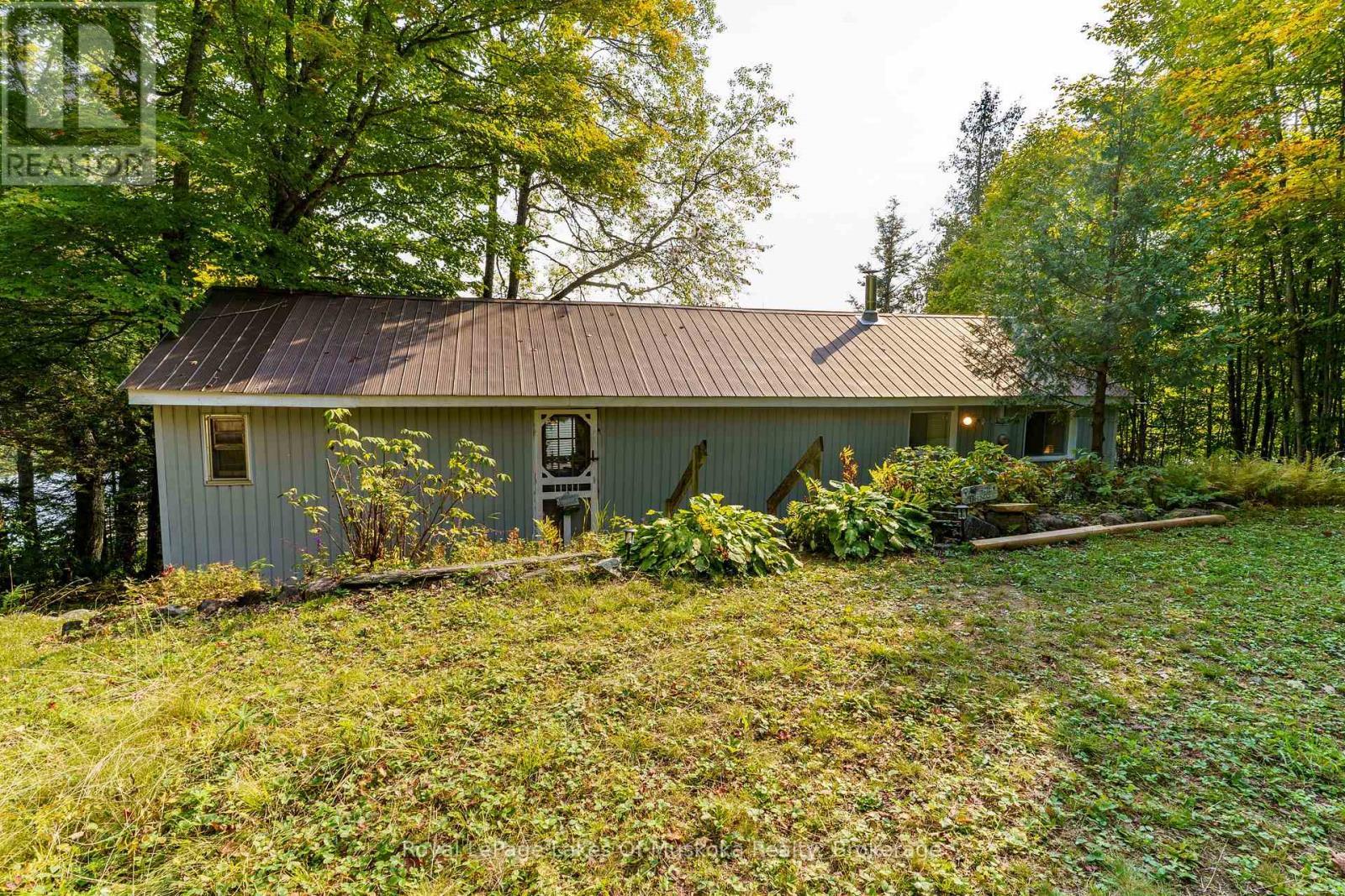 












1119 GRIST MILL LANE

,
Algonquin Highlands (Livingstone),




Ontario
P0A1E0

