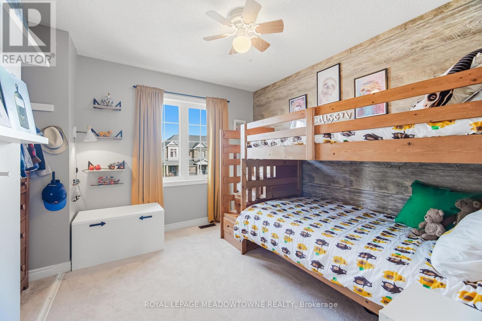 












21 SHARPE CRESCENT

,
New Tecumseth,




Ontario
L0G1W0

