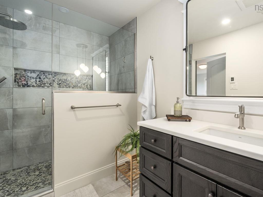 












145 Yellowleaf Lane

,
Portuguese Cove,




NS
B3V 0E7

