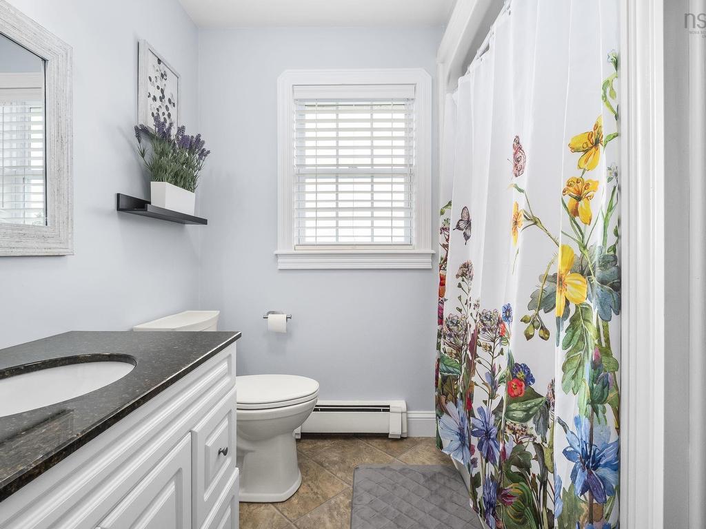 












145 Yellowleaf Lane

,
Portuguese Cove,




NS
B3V 0E7

