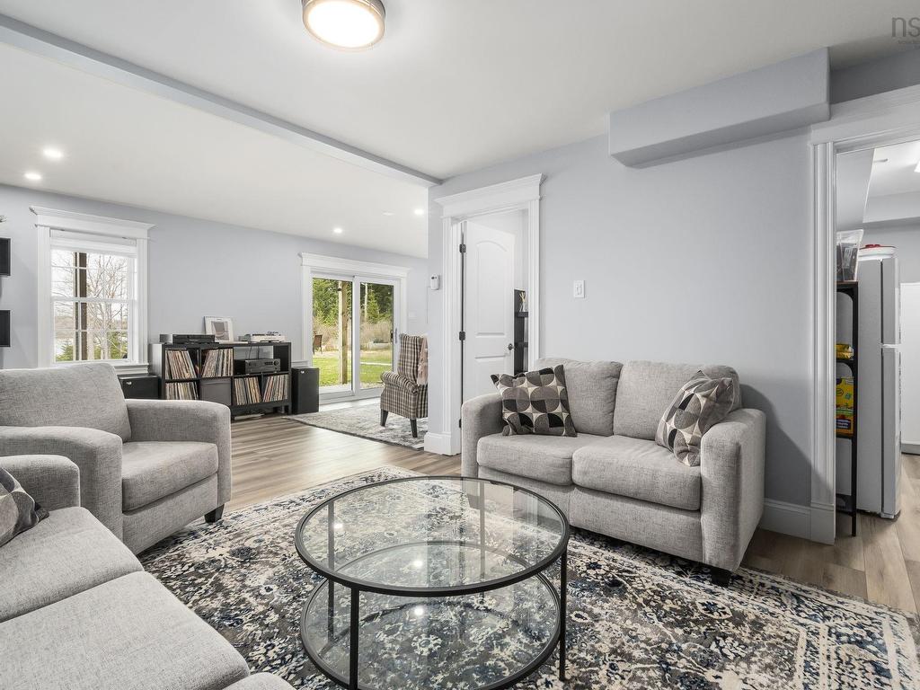 












145 Yellowleaf Lane

,
Portuguese Cove,




NS
B3V 0E7

