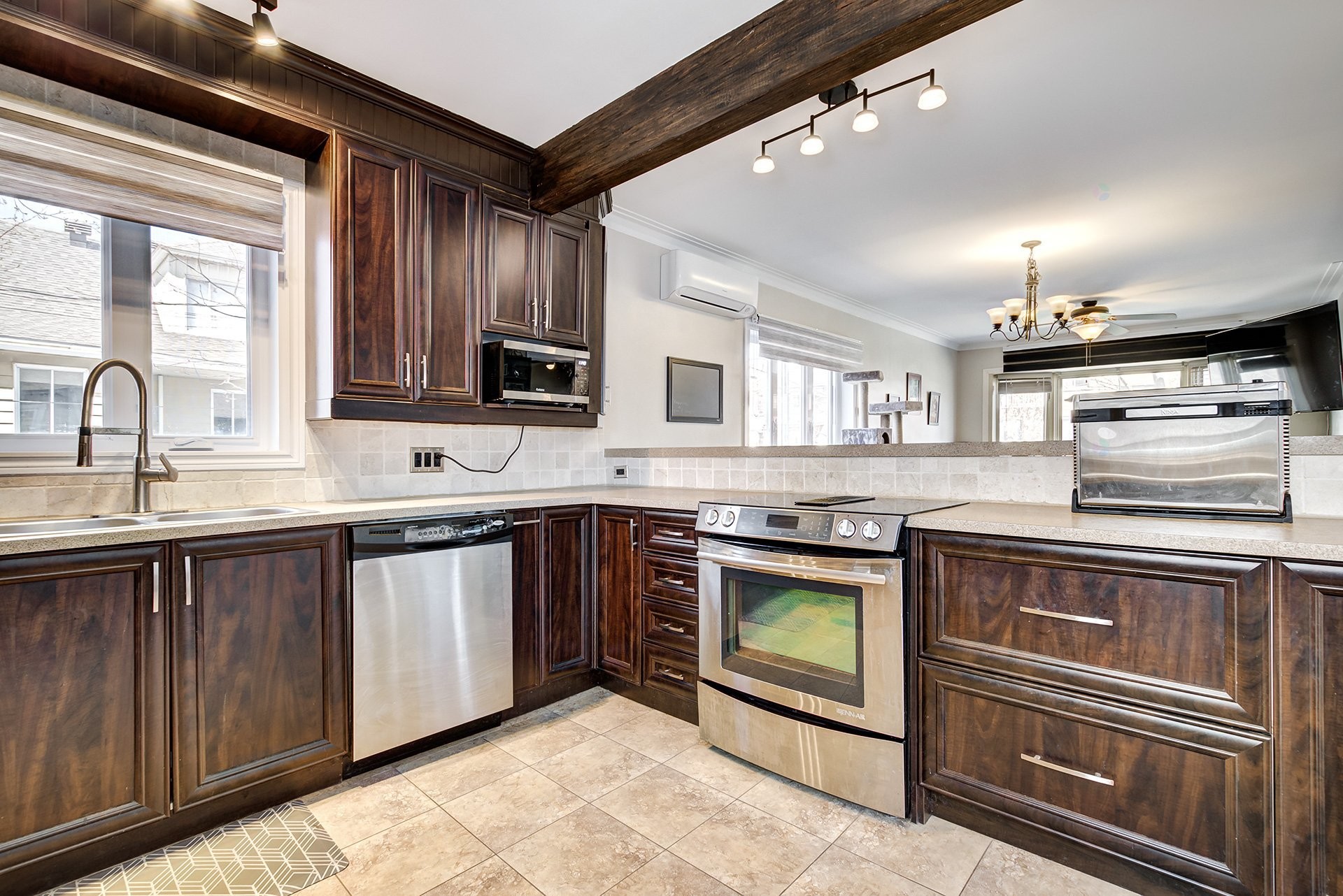 









36


Av. Dubé

,
Montréal-Est,




QC
H1B4W6

