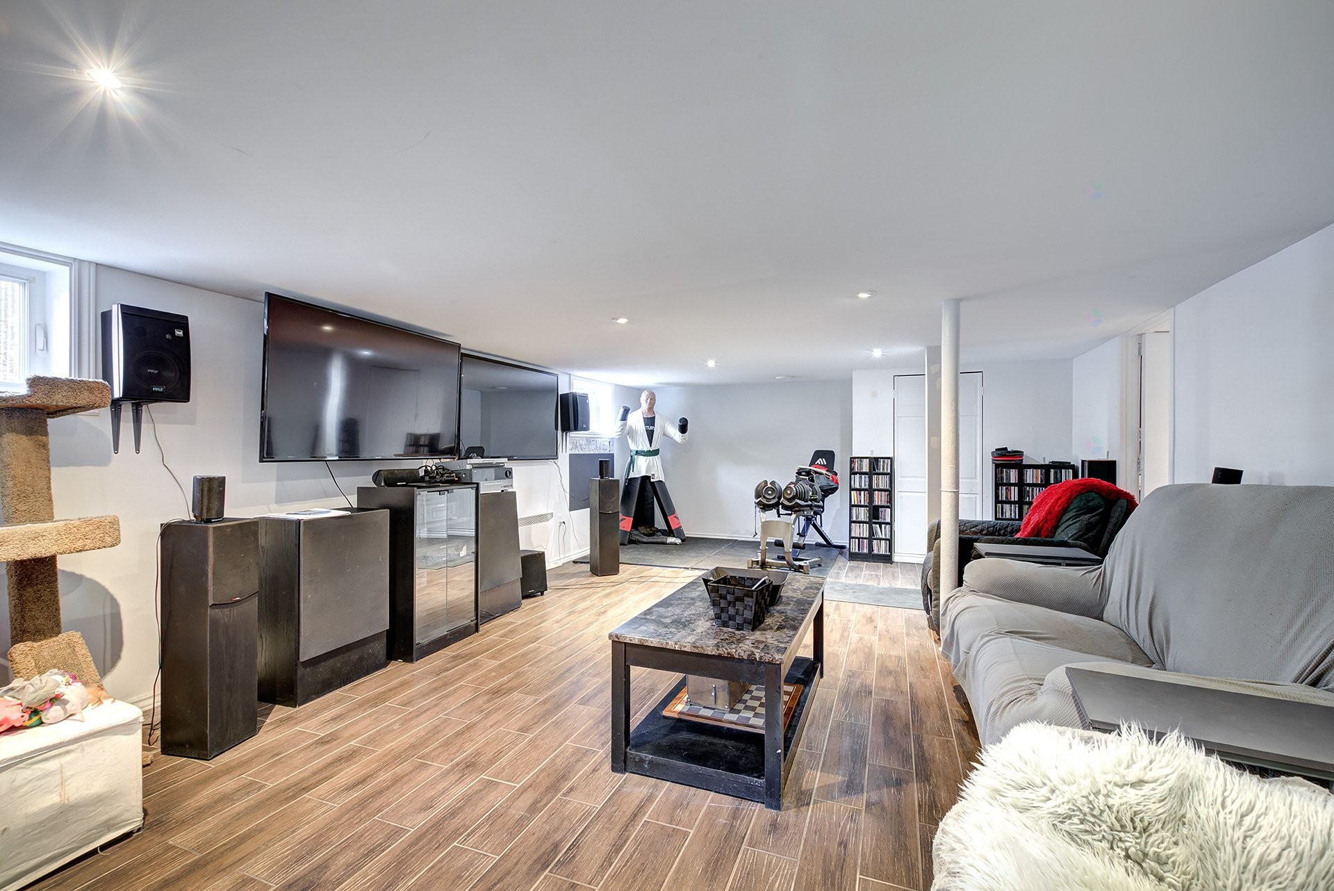 









36


Av. Dubé

,
Montréal-Est,




QC
H1B4W6

