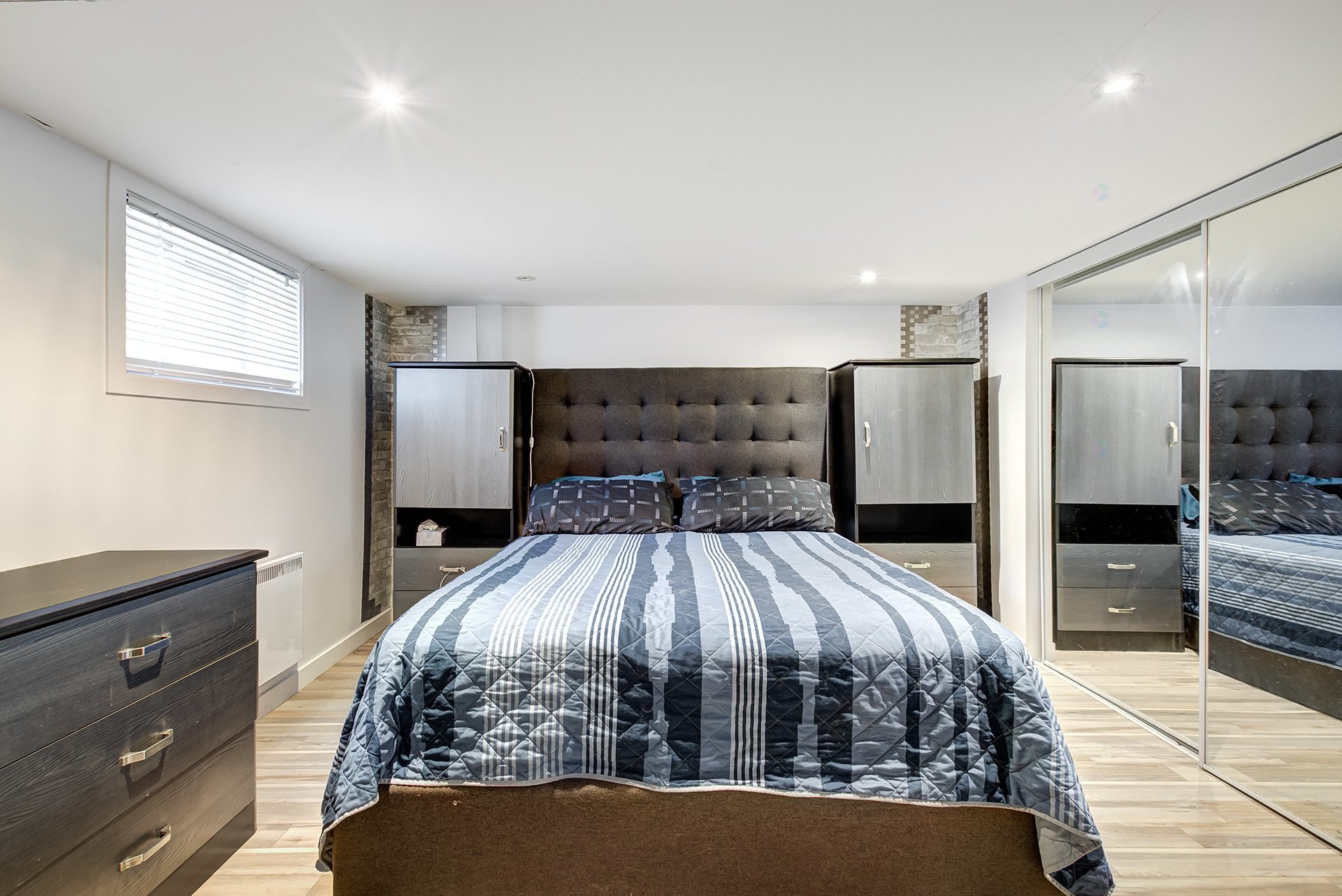 









36


Av. Dubé

,
Montréal-Est,




QC
H1B4W6

