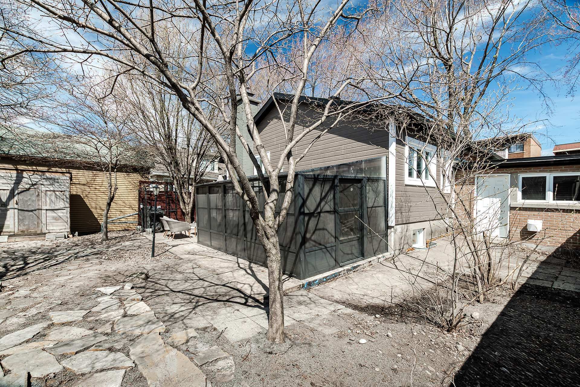 









36


Av. Dubé

,
Montréal-Est,




QC
H1B4W6

