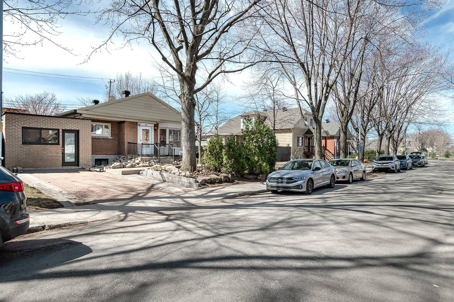 









36


Av. Dubé

,
Montréal-Est,




QC
H1B4W6

