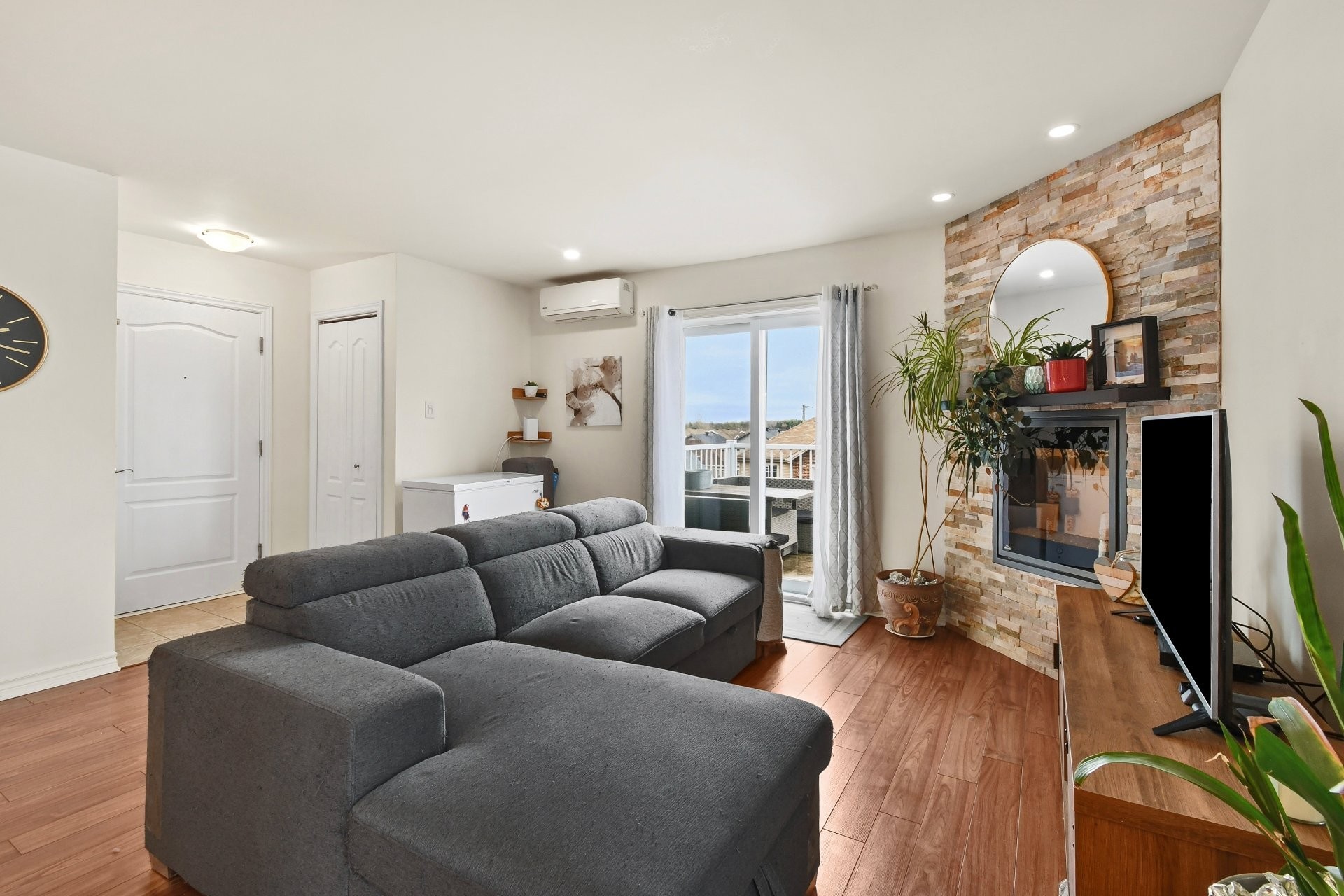 









34


Rue Catherine

,
Saint-Rémi,




QC
J0L2L0

