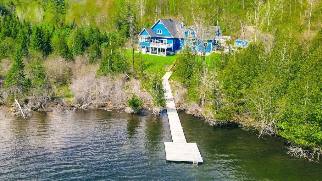 









394


Ch. de la Perdrix

,
Cantley,




QC
J8N7A1

