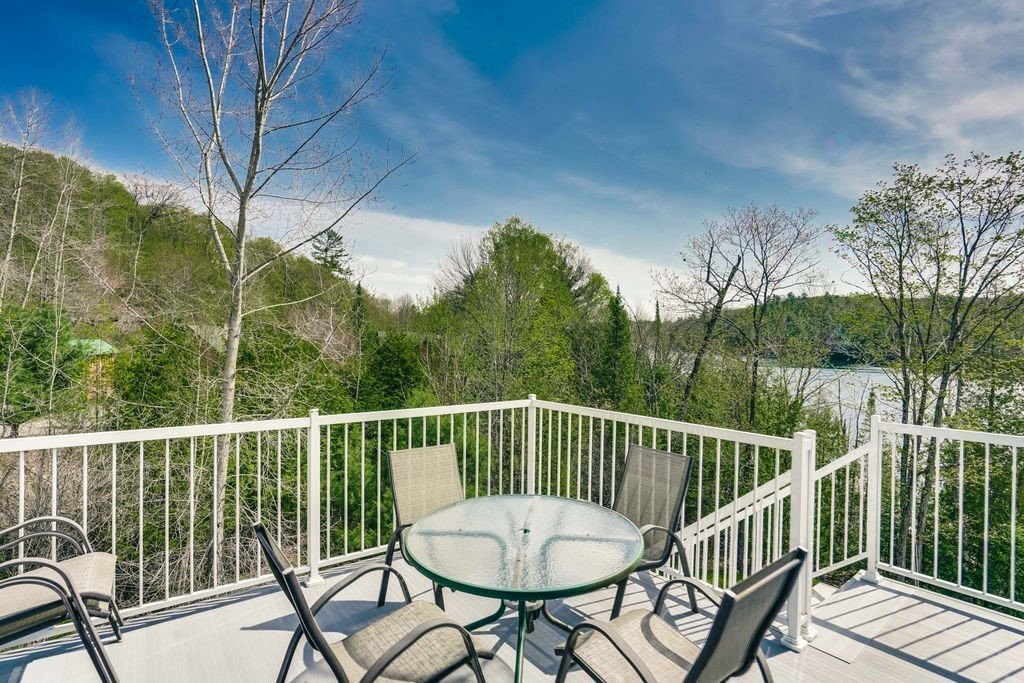 









394


Ch. de la Perdrix

,
Cantley,




QC
J8N7A1

