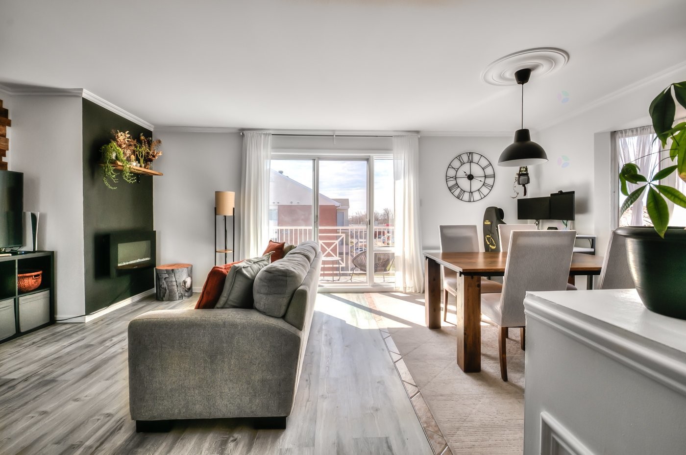 









64


Rue de l'Aqueduc

, 401,
Varennes,




QC
J3X2E4

