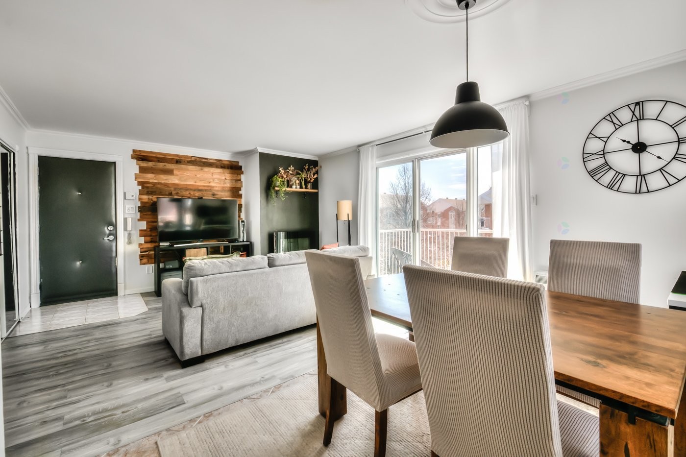 









64


Rue de l'Aqueduc

, 401,
Varennes,




QC
J3X2E4

