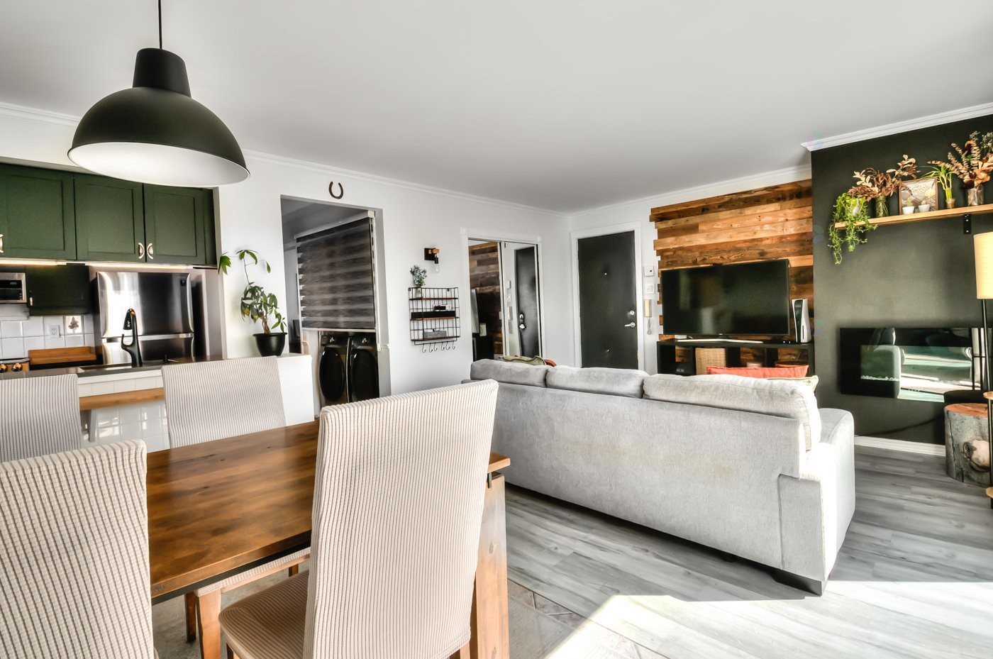 









64


Rue de l'Aqueduc

, 401,
Varennes,




QC
J3X2E4

