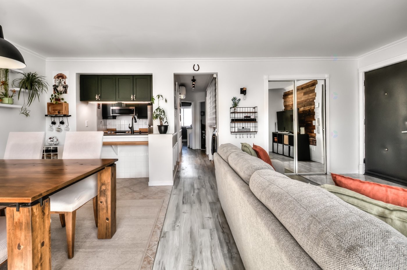 









64


Rue de l'Aqueduc

, 401,
Varennes,




QC
J3X2E4

