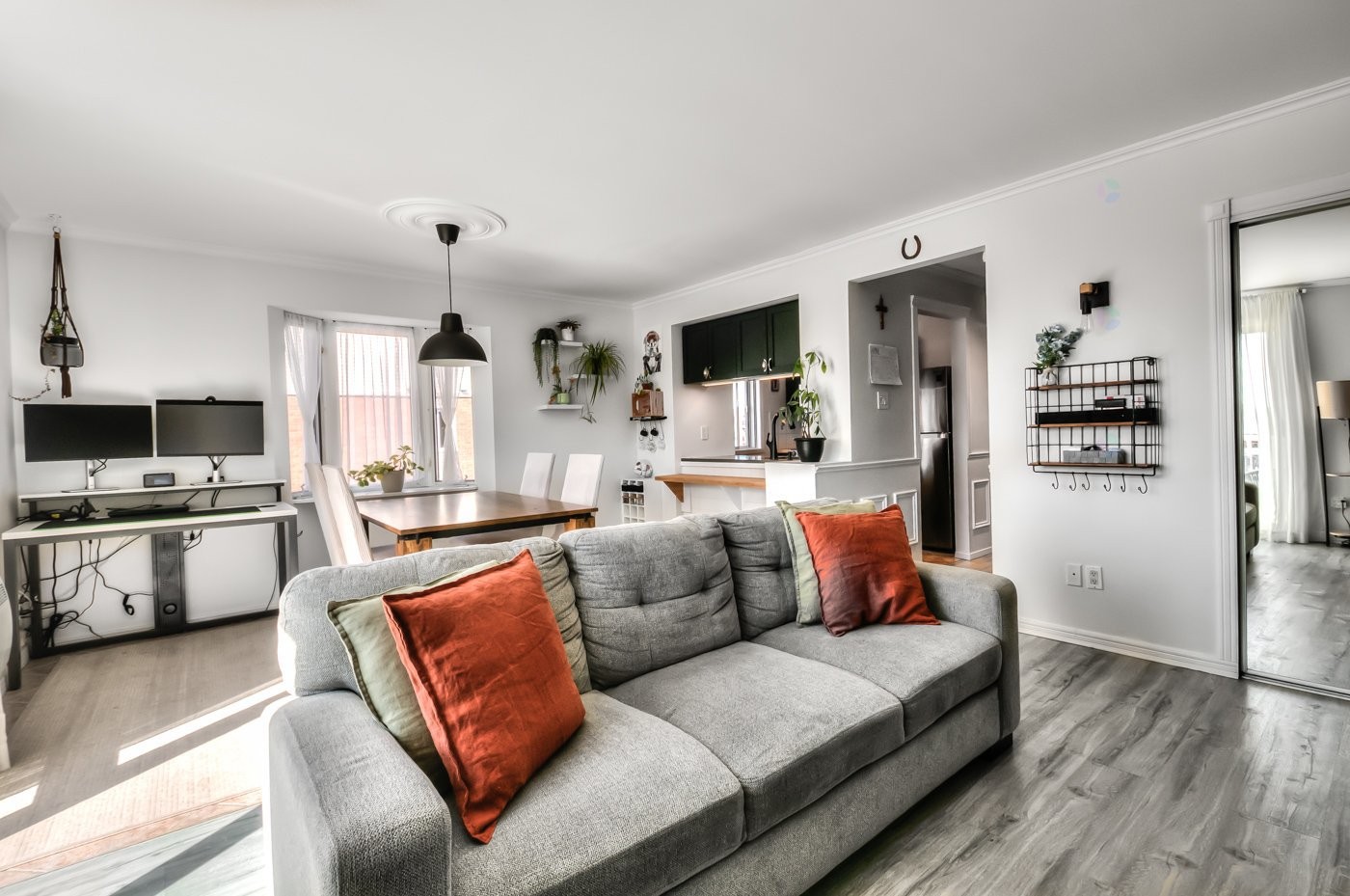 









64


Rue de l'Aqueduc

, 401,
Varennes,




QC
J3X2E4


