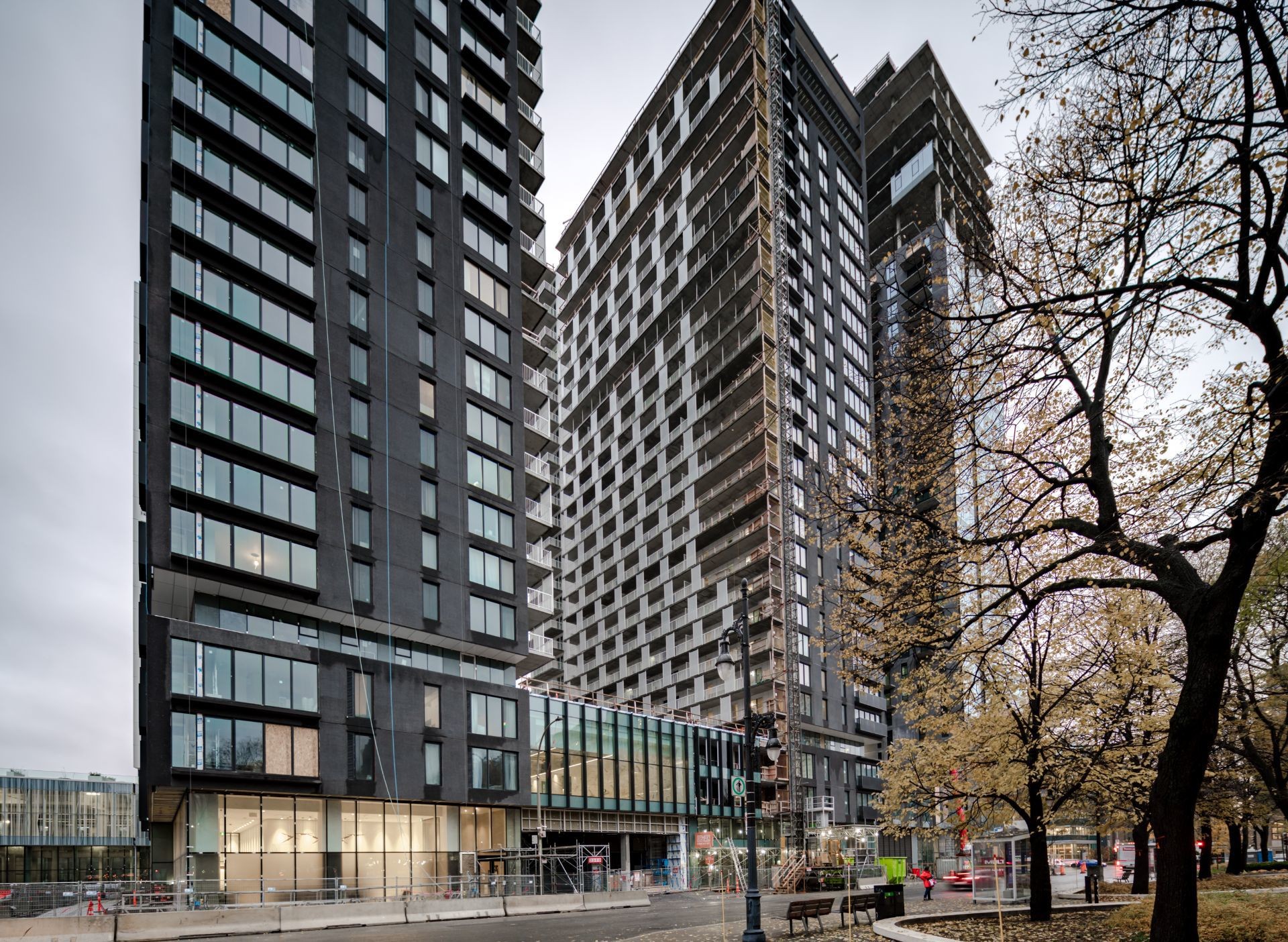 









2300


Rue Tupper

, 803,
Montréal (Ville-Marie),




QC
H3H0B9

