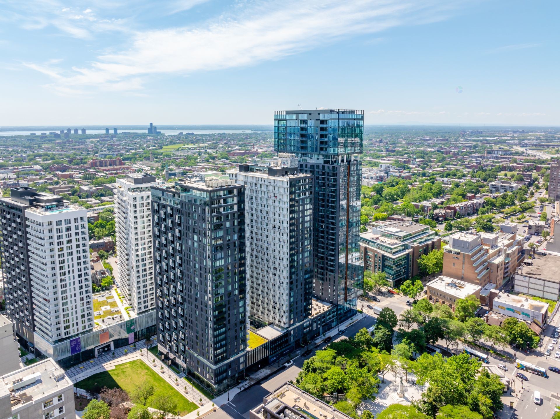 









2300


Rue Tupper

, 803,
Montréal (Ville-Marie),




QC
H3H0B9

