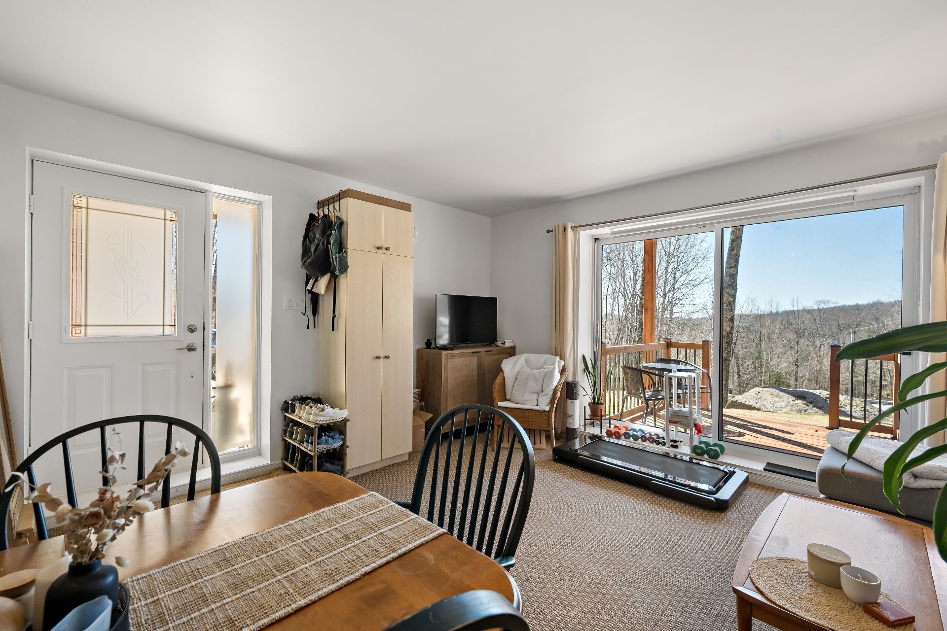









100Z

 - 102Z


Ch. des Cimes

,
Saint-Sauveur,




QC
J0R1R3


