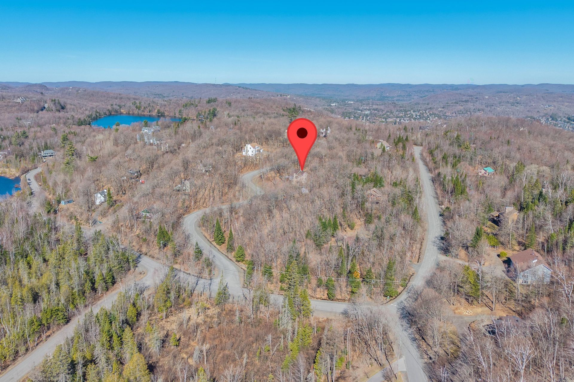 









100Z

 - 102Z


Ch. des Cimes

,
Saint-Sauveur,




QC
J0R1R3

