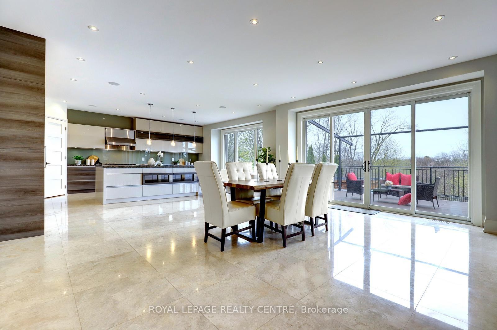 









31


Plainsman

Road,
Mississauga,




ON
L5N 1C4

