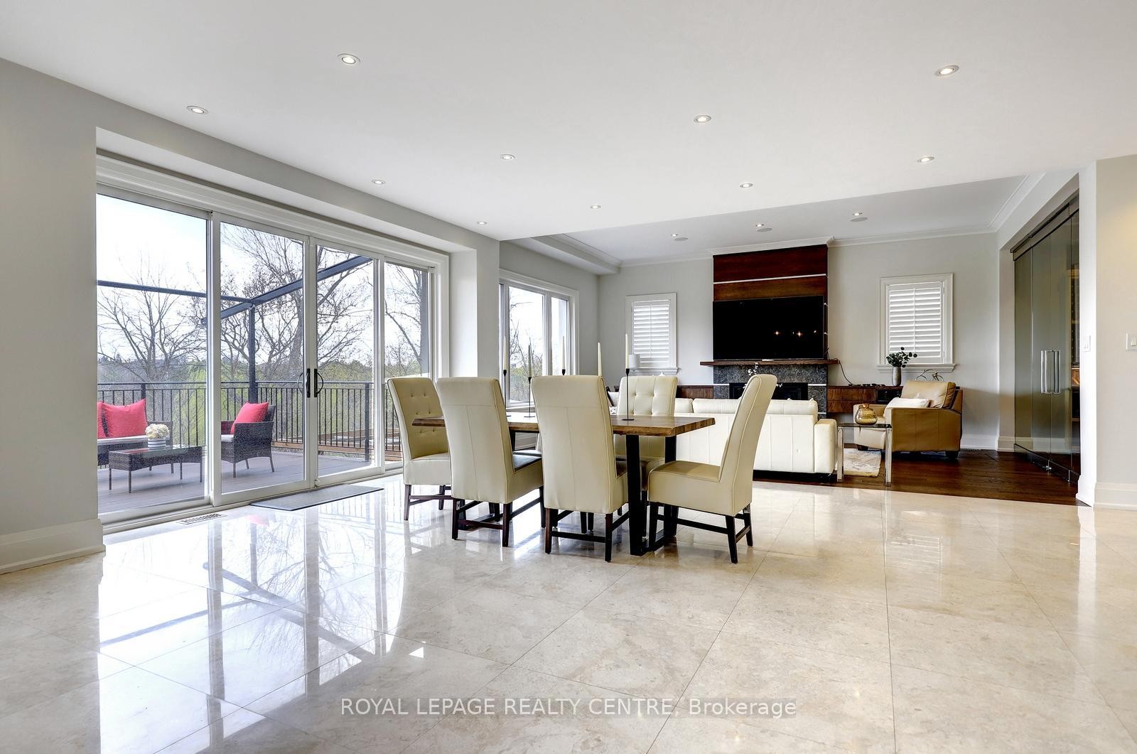 









31


Plainsman

Road,
Mississauga,




ON
L5N 1C4

