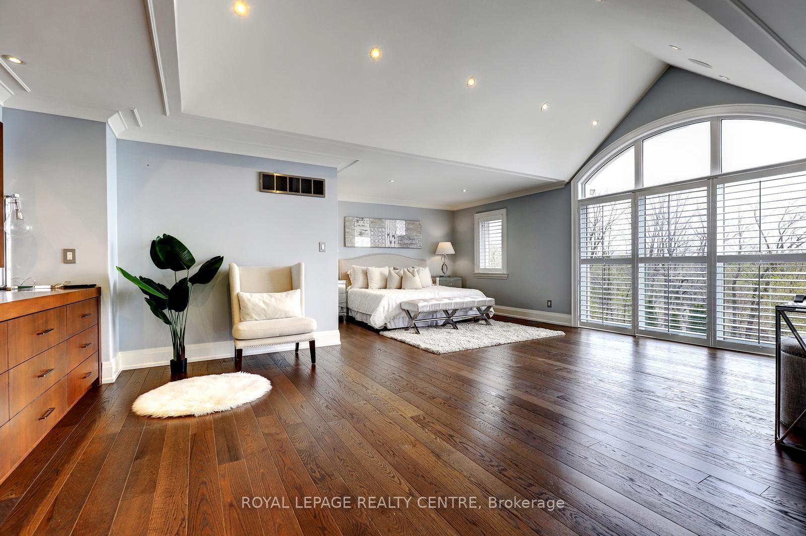 









31


Plainsman

Road,
Mississauga,




ON
L5N 1C4

