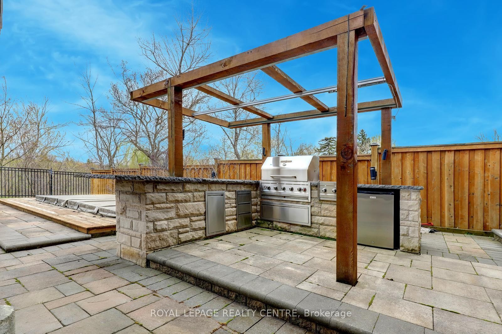 









31


Plainsman

Road,
Mississauga,




ON
L5N 1C4

