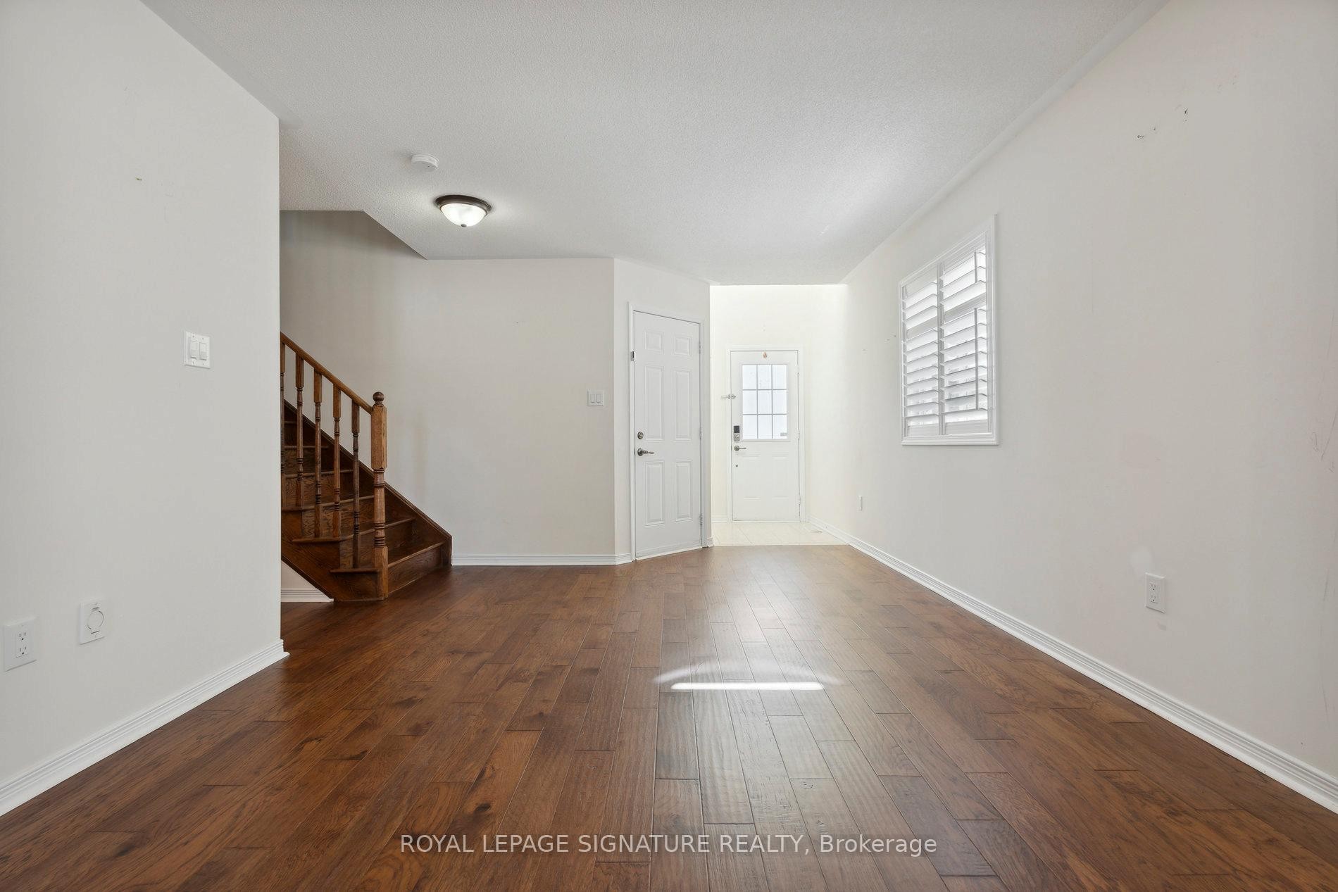 









1198


Mary-Lou St

Street,
Innisfil,




ON
L9S 0C1

