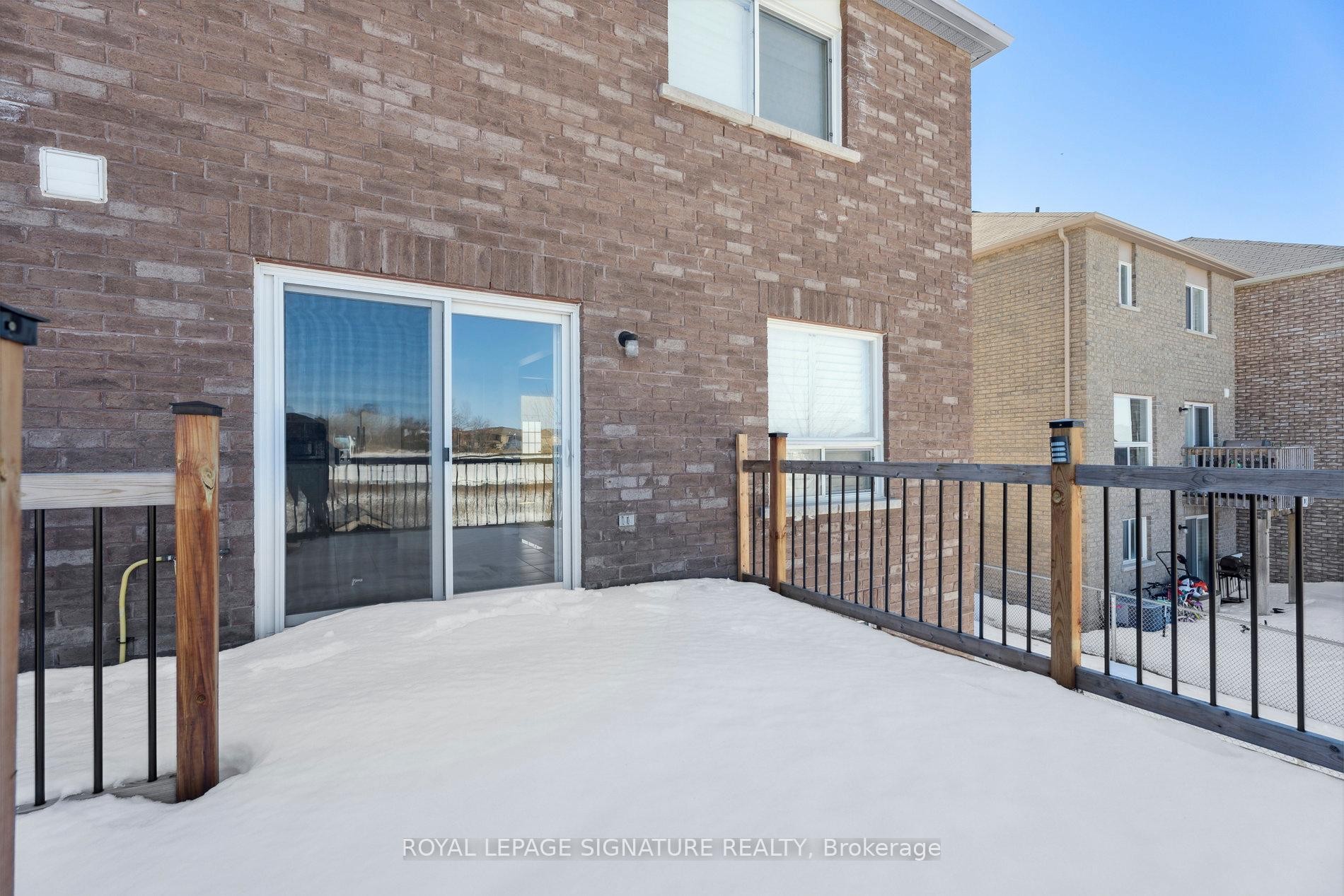 









1198


Mary-Lou St

Street,
Innisfil,




ON
L9S 0C1

