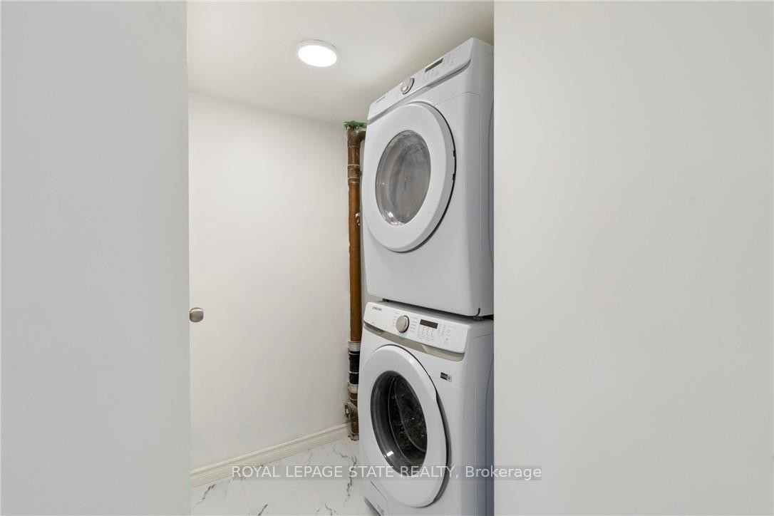 









7


Purdy

Crescent, 2,
Hamilton,




ON
L9A 3B4

