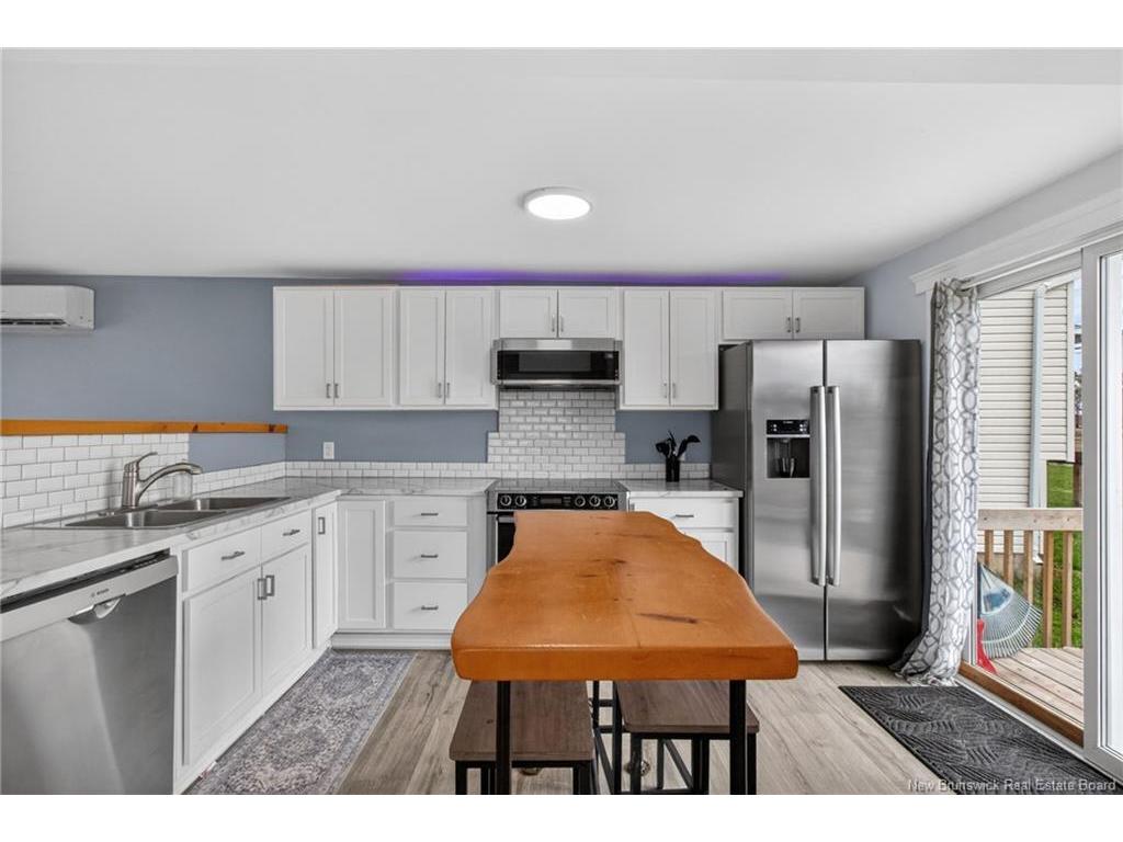 









254


Highlandview

RD,
Moncton,




NB
E1A 2L3

