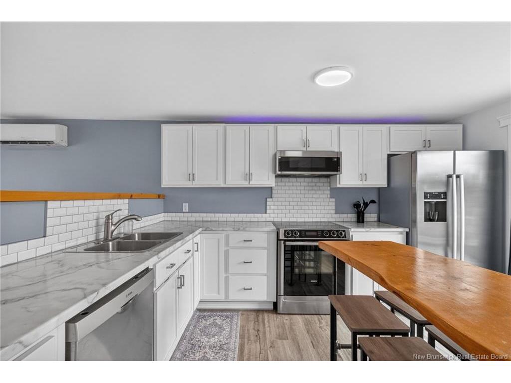 









254


Highlandview

RD,
Moncton,




NB
E1A 2L3

