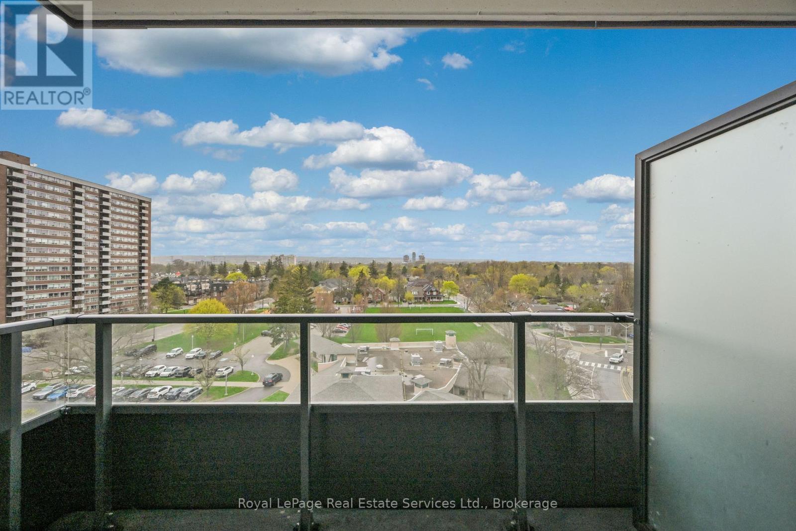 












711 - 2088 JAMES STREET

,
Burlington (Brant),




Ontario
L7R0H2


