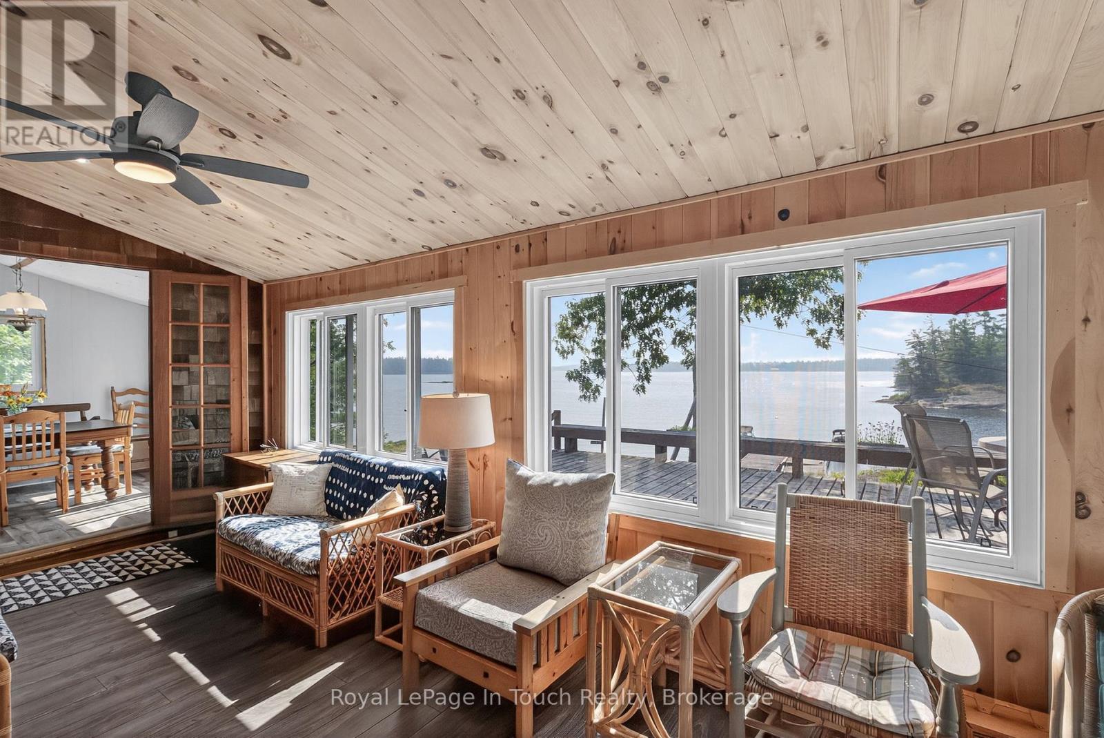 












34 B320 SANS SOUCI ISLAND

,
The Archipelago (Archipelago South),




Ontario
P2A0B7

