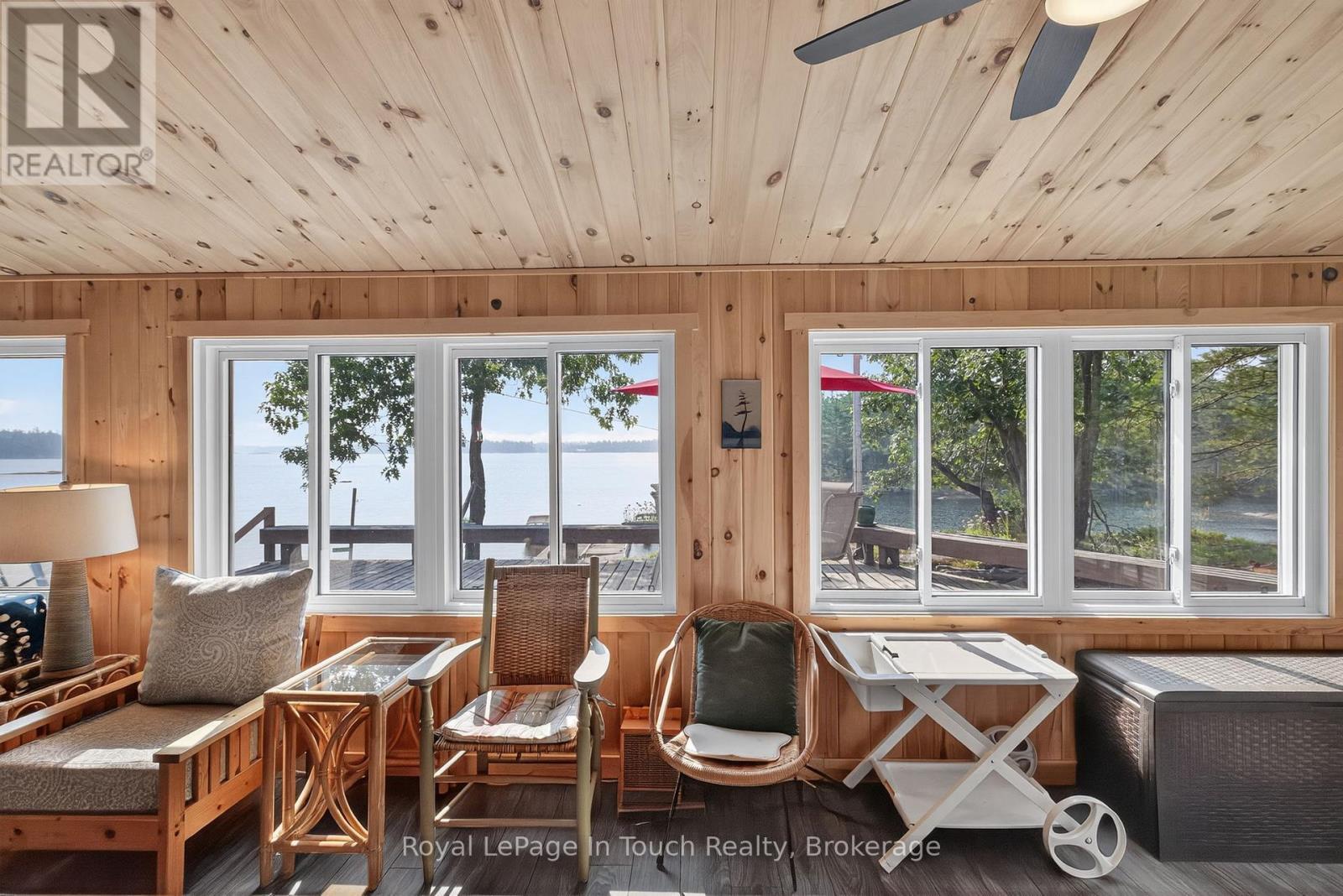 












34 B320 SANS SOUCI ISLAND

,
The Archipelago (Archipelago South),




Ontario
P2A0B7

