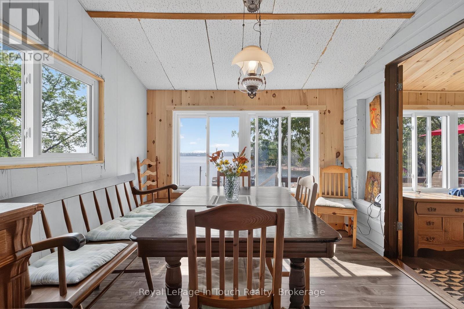 












34 B320 SANS SOUCI ISLAND

,
The Archipelago (Archipelago South),




Ontario
P2A0B7

