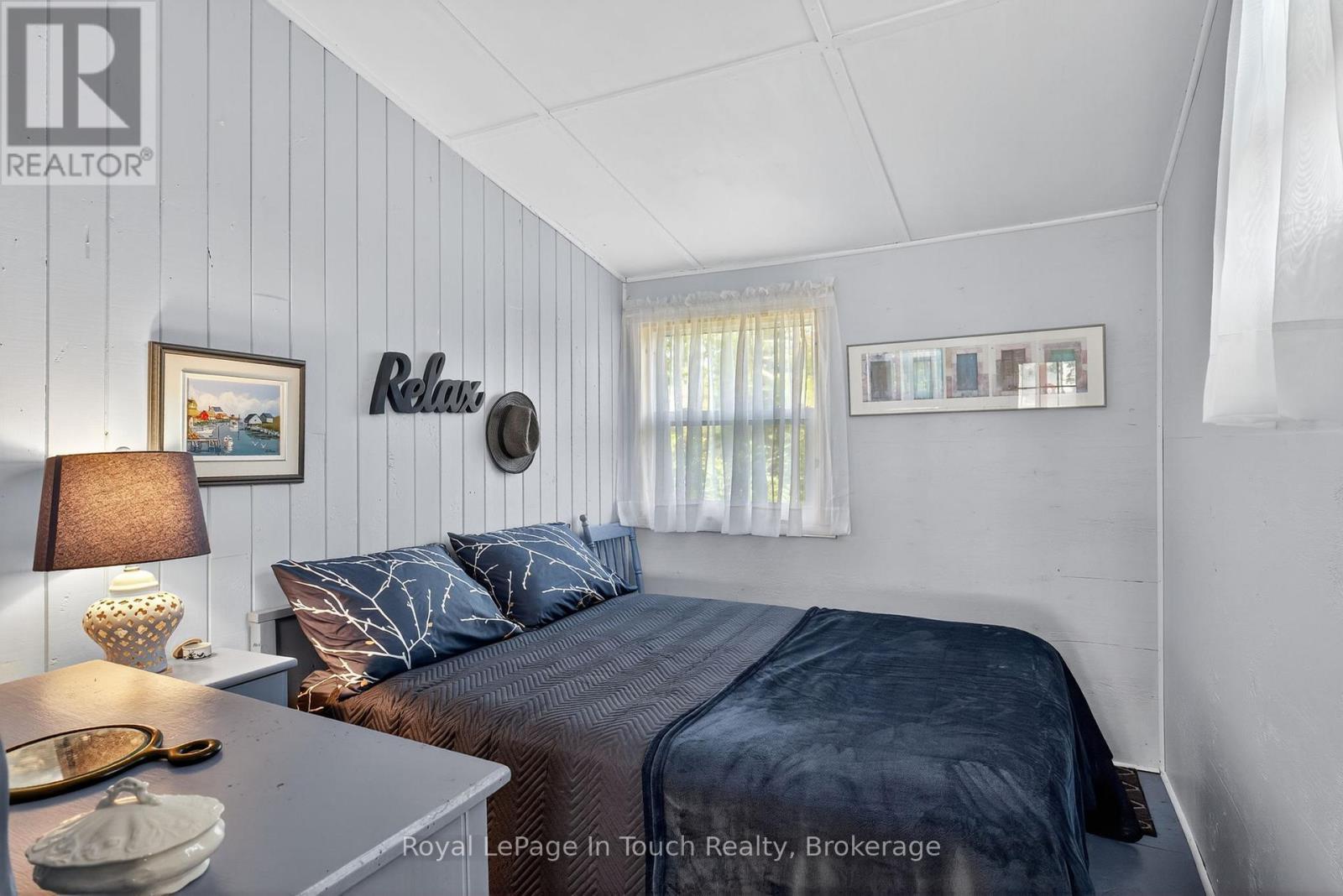 












34 B320 SANS SOUCI ISLAND

,
The Archipelago (Archipelago South),




Ontario
P2A0B7


