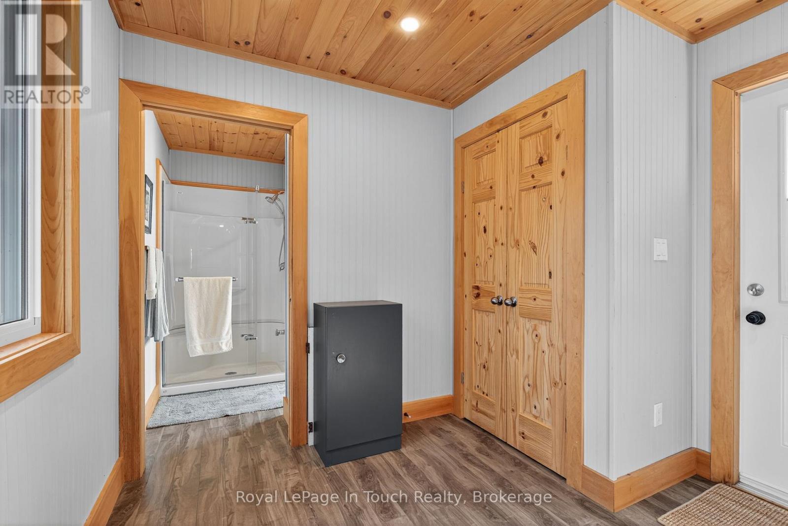 












34 B320 SANS SOUCI ISLAND

,
The Archipelago (Archipelago South),




Ontario
P2A0B7

