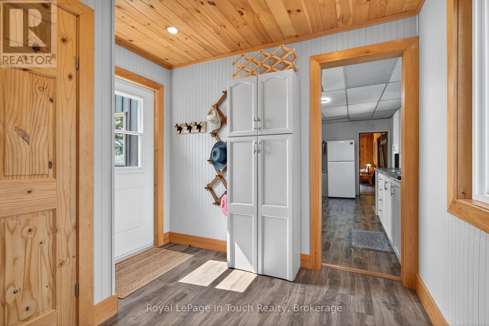 












34 B320 SANS SOUCI ISLAND

,
The Archipelago (Archipelago South),




Ontario
P2A0B7

