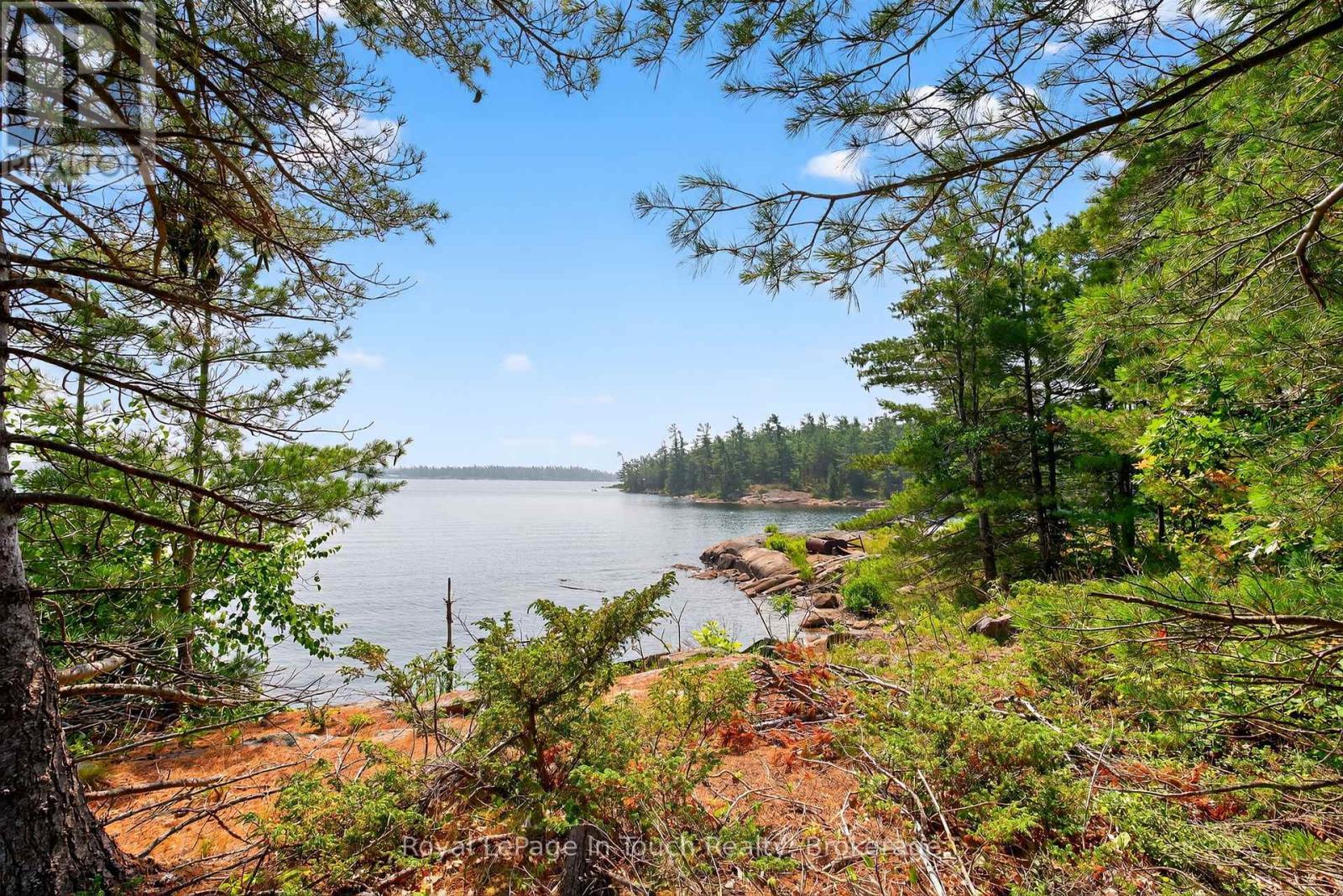












34 B320 SANS SOUCI ISLAND

,
The Archipelago (Archipelago South),




Ontario
P2A0B7

