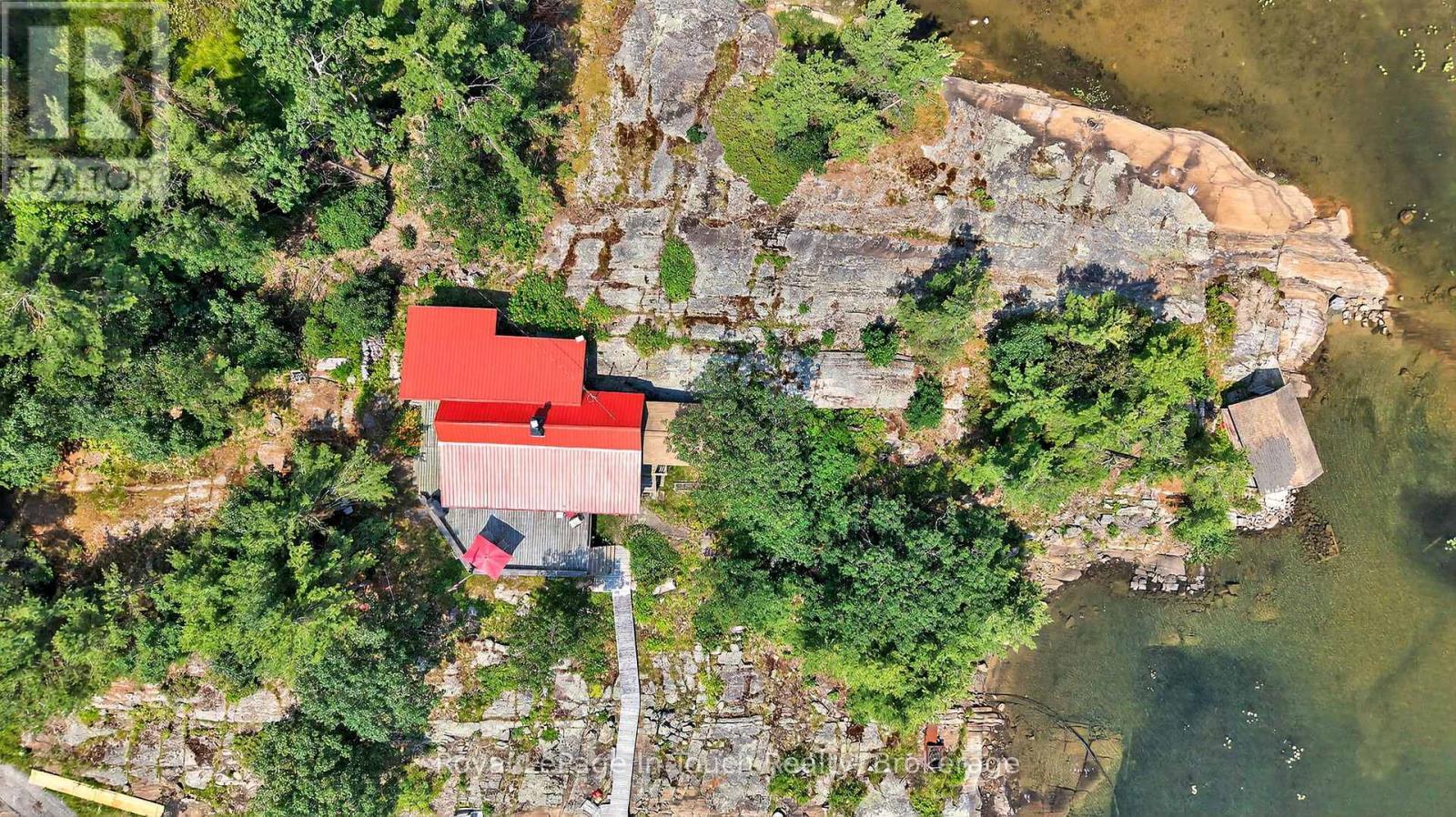 












34 B320 SANS SOUCI ISLAND

,
The Archipelago (Archipelago South),




Ontario
P2A0B7

