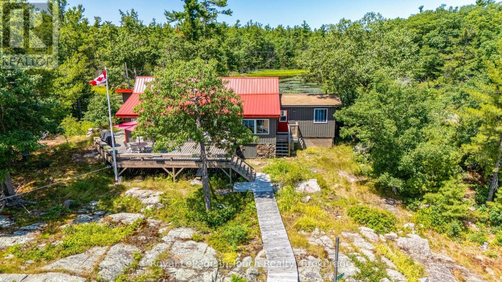 












34 B320 SANS SOUCI ISLAND

,
The Archipelago (Archipelago South),




Ontario
P2A0B7

